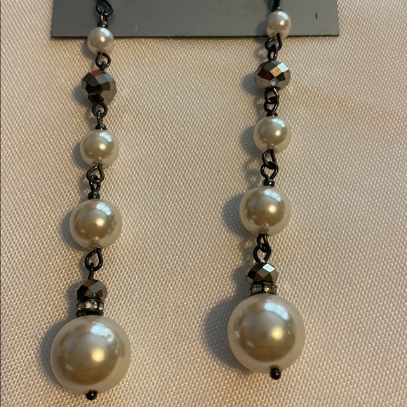 Apt. 9 Black and Pearl Drop Earrings - Picture 2 of 3